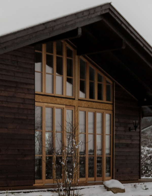 Fensterserien, bieten, ideale, Zielgruppe, lange, Lebensdauer, enorm, witterungsbeständig, wartungsfrei, pflegeleicht, präsentieren, Jahrzehnten, schönsten, Seite, Anschaffung, Leben, Bautiefe, Stege, Stahl, sorgen, gute, Statik, besondere, Anforderung, Profilsystem, Favorit, sechs, Kammern, U-Wert, Uf = 1,4 W/m2K, Variante, bilden, ideal, Verbindung, Wärmedämmung, Stabilität, Bautiefe, Millimeter, ermöglicht, Anordnung, Verarbeitung, groß, dimensioniert, Aussteifungsstähle, einwandfrei, Gebrauchstauglichkeit, Fenster, Jahre, Designvariante, flächenversetzt, Profilkombination, halbflächenversetzt, Flügel, abgerundet, äußeren, Außen, Überschlag, rund, Design-Glasleiste, Designansprüche, Design, Anspruch, konzipiert, Ausführung,  schmal, mittel, breit, Balkonflügel, Bauhöhe, Sechskammer-Varianten, wahlweise, Vierkammer, Sechskammer, kombiniert, Holzfenster, speziell, Verfahren, Schreinerhandwerk, gefertigt, produziert, Falzluft, sämtlich, Schliessteile, flächenbündig, eingelassen, Dichtungsebene, optimal, Dichtheit