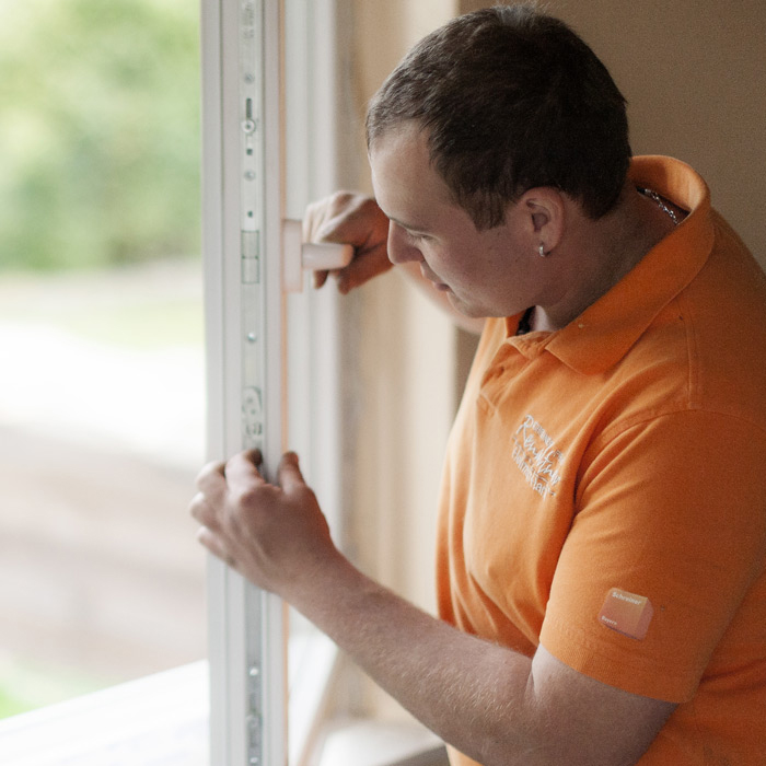 Standardfenster, serienmäßig, Grundsicherheit, ausgestattet, erhöht, Versicherung, unterschiedlich, Widerstandsklasse, RC 1, RC 2, Speziell, Pilzkopfzapfenverriegelung, erschweren, Aushebeln, Fensterflügel, einbruchhemmend, Glas, absperrbar, umfassend, vorgebeugt, Fensterüberwachung, Überwachungskontakt, Alarmanlage, ermöglichen, intern, Steuerung, PC, geregelt, Koordination, Heizung, Fensterlüftung, Barrierefrei, Terrassentür, Balkontür, rollstuhlgerecht, modifizieren, tief, gelegen, erreichbar, Türgriff, fachgerecht, Einbau, Kunde, einwandfrei, funktionieren, Lösung, Schonend, Demontage, Altfenster, inklusive, notwendig, Beiputzarbeit, Nebenarbeit, Kernkompetenz, produzieren, Sonderfenster, denkmalgeschützt, Wetterschenkel, Produktionshalle, Leidenschaft, Technologie, ausschließlich, ausgebildet, Handwerker, Maschinen, Fertigungsroboter, Wunsch, Zufriedenheit, Kompromiss, Einzelteil, imprägniert, sicherstellen, Holz-Klassiker, Klassisch, Echtholz-Wetterschenkel, Leimfuge, Außenbereich, Dämmwert, vorstehend, Wärmedurchgangsparameter, Schalldämmparameter, Isolierglasscheibe, Vorsatzelement, Aufsatzelement