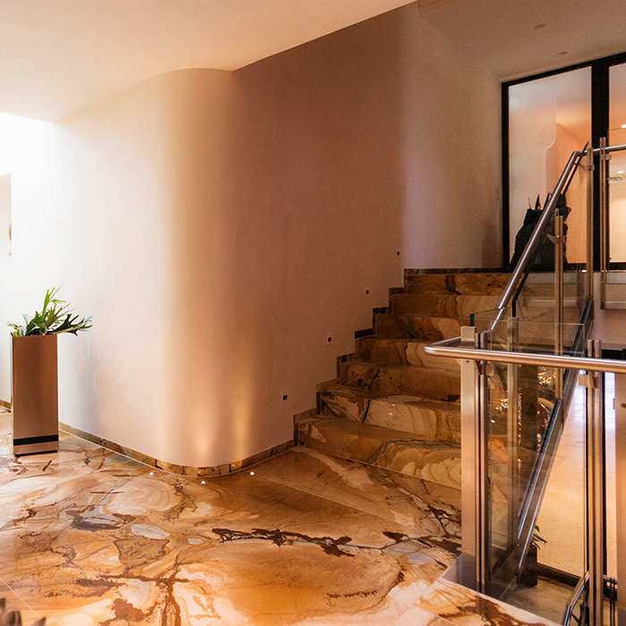 direkt, privat, geschäftlich, Bedarf, Mitnehmen, Druckqualität, Musterdruck, überzeugen, perfekt, gebunden, Hardcover, Masterarbeit, Master-Thesis, Dissertationen, Doktorarbeit, höchstem, Overnight, Service, Motiv, Foto, Handumdrehen, Druckdatei, E-Mail, abholen, Junggesellenabschied, Kegeltour, Grafikdesign, Entwurf, fertig, Druckvorlage, Editorialdesign, Editorial Design, grafisch, Gestaltung, Zeitschrift, Broschüre, Zeitung, digital, Publikation, Online-Magazin, Strukturierung, visuell, Inhalt, Anlocken, Informieren, Unterhalten, Orientierung, Leser, Schaffung, ansprechend, Leseerfahrung, Text, Bild, Übersichtlichkeit, Wiedererkennungseffekt, Printmediengestaltung, Magazingestaltung, Redaktionsdesign, Layoutdesign, Publikationsgestaltung, Zeitschriftendesign, Buchgestaltung, Beruf, Zweig, Weg, Kommunikationsdesignstudium, Hochschule, Möglichkeit, Disziplin, Masterstudium, vertiefen, Praxis, Kreativität, Schönheit, Leserlichkeit, Widerspruch, Verhandlungsgeschick, Redaktion, Autor, Fotograf, Magazin, Zusammenarbeit