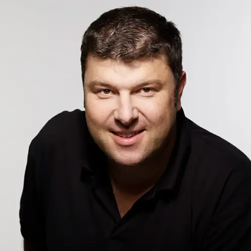 Walter Jahrstorfer – Ihr Stratege für digitale Markenbindung und visuelle Botschaften